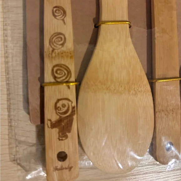 Nightmare Before Christmas 5 Pcs Wooden Spoons - Picture 9 of 10